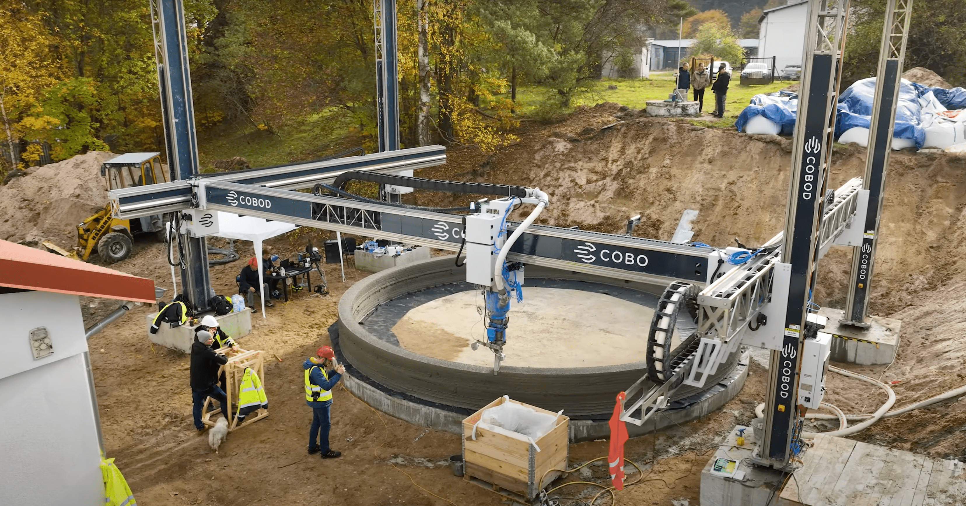 Timelapse z budowy, wydruk zbiornika betonowego